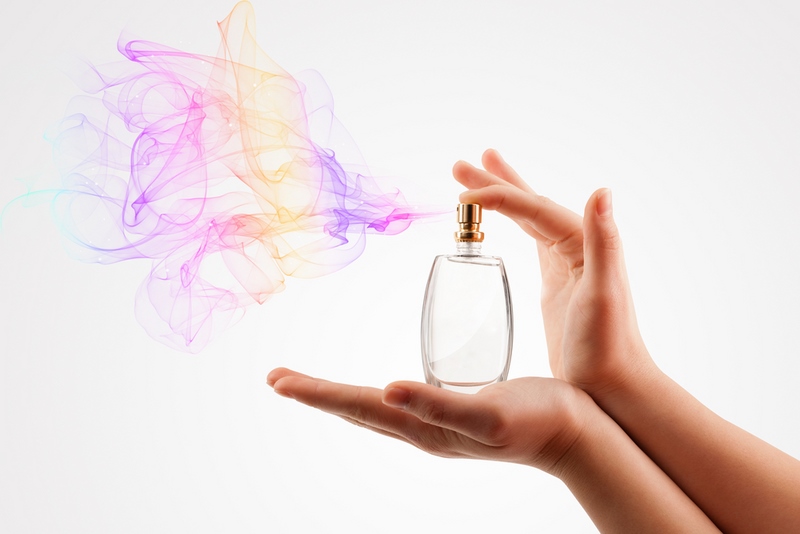 Як зберігати парфуми: поради щодо догляду за ароматами